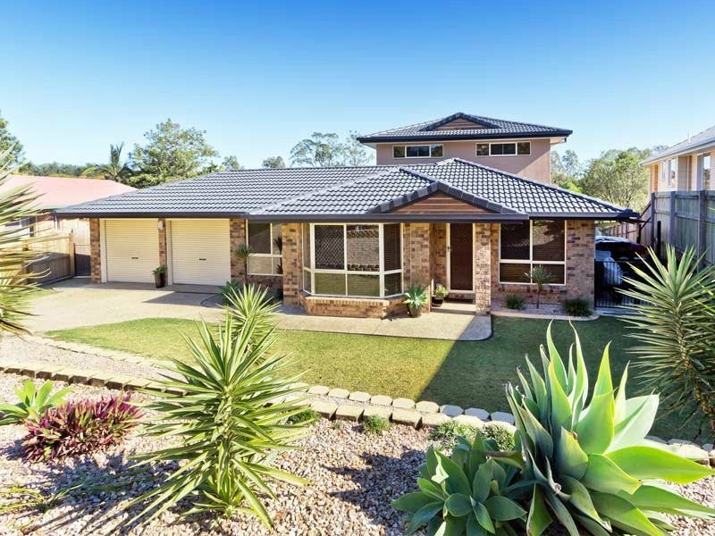 10 Brighton Court, Albany Creek QLD 4035