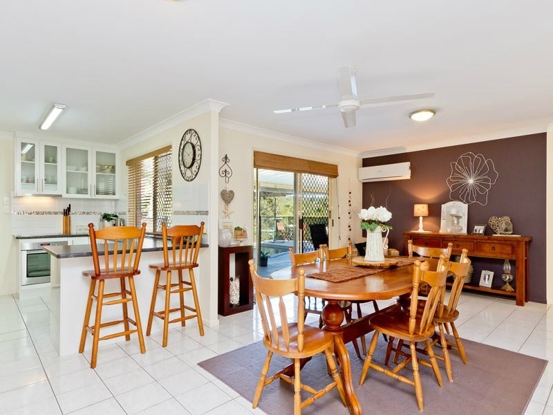 10 Brighton Court, Albany Creek QLD 4035