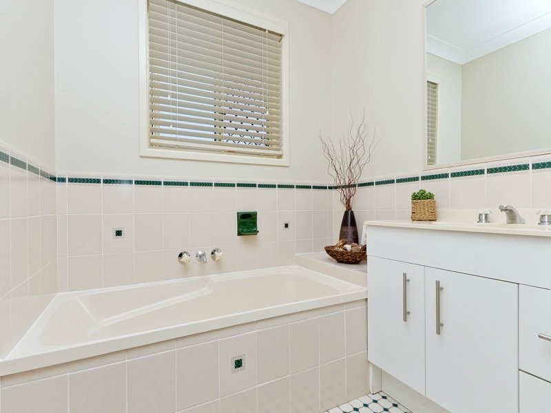 10 Brighton Court, Albany Creek QLD 4035