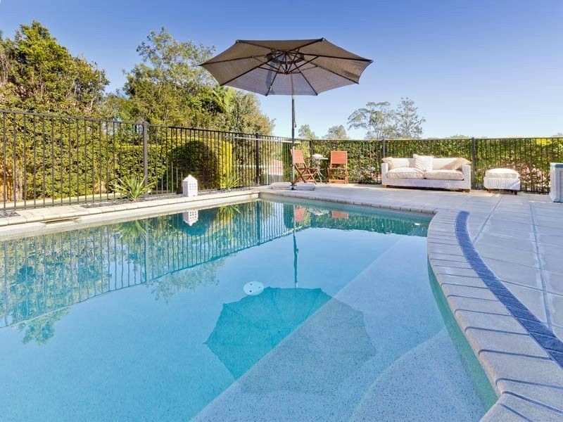 10 Brighton Court, Albany Creek QLD 4035