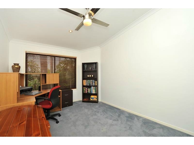 20 Pascali Crest, Eatons Hill QLD 4037