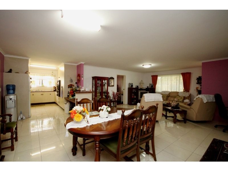 5 Jillian Street, Kallangur QLD 4503