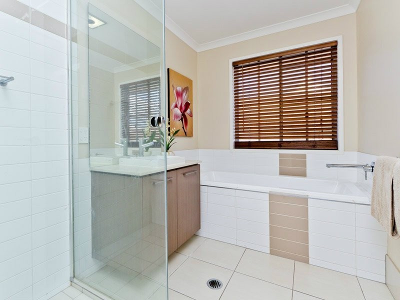 12 Pallas Parade, Warner QLD 4500