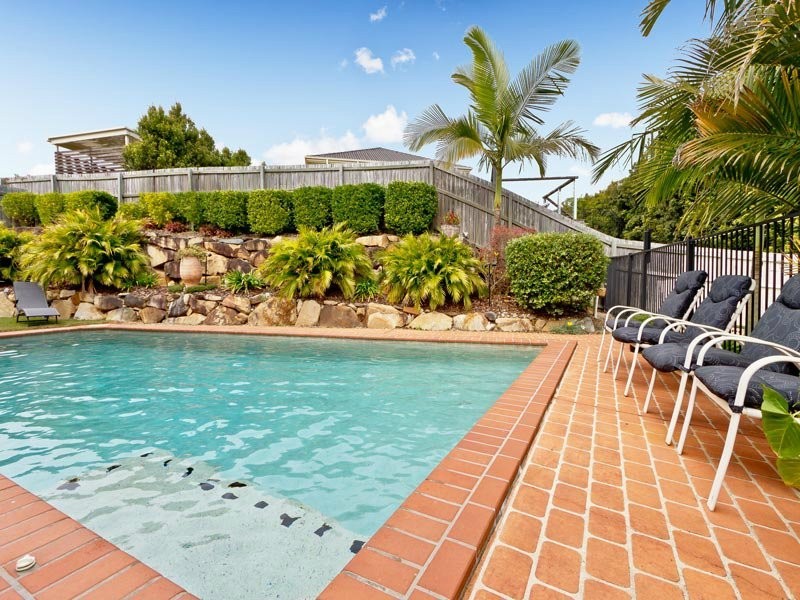 8 Taun Court, Albany Creek QLD 4035