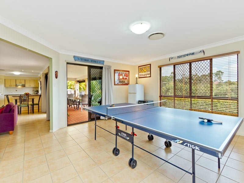 8 Taun Court, Albany Creek QLD 4035