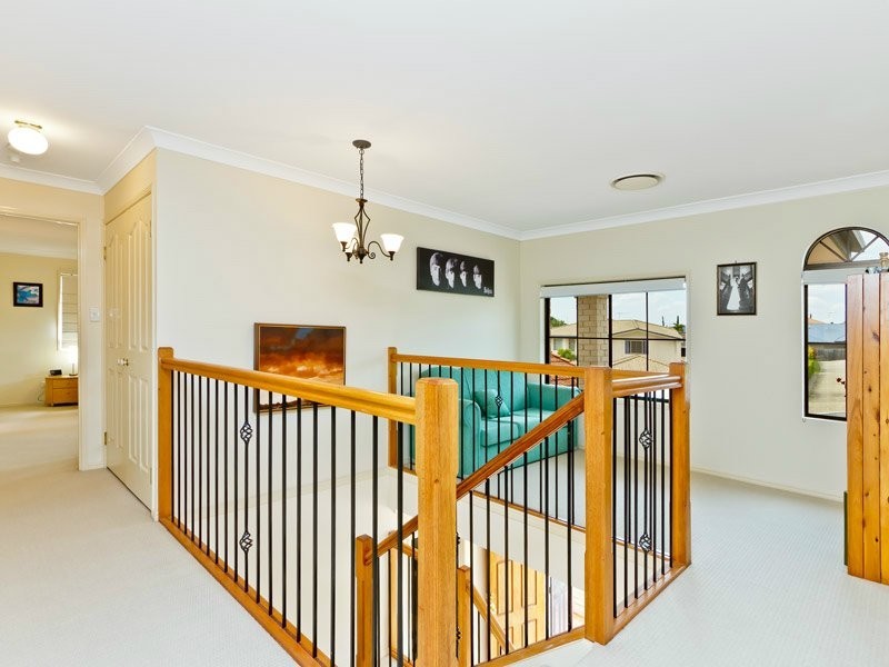 8 Taun Court, Albany Creek QLD 4035