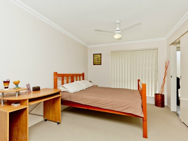 2 Castlewellan Circuit, Warner QLD 4500