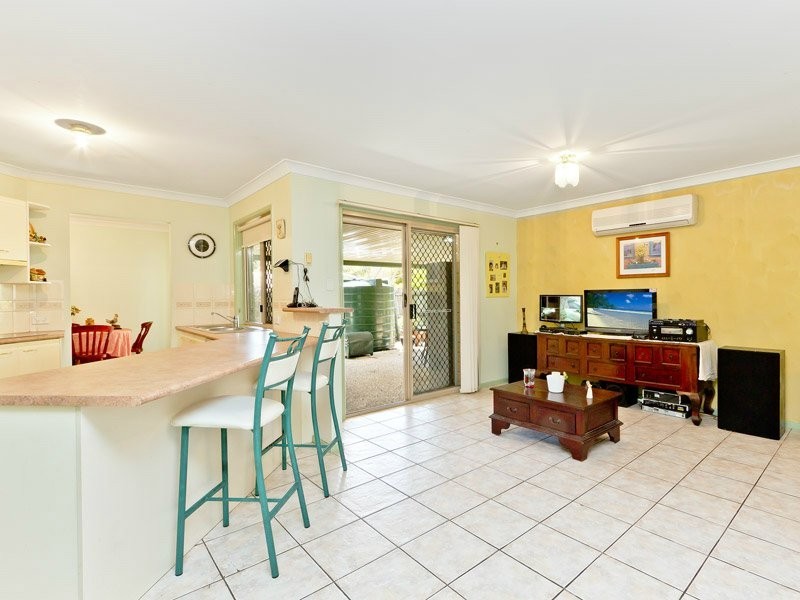 5 Gypsy Court, Eatons Hill QLD 4037