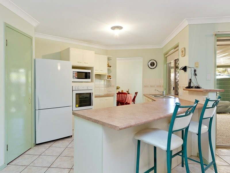5 Gypsy Court, Eatons Hill QLD 4037
