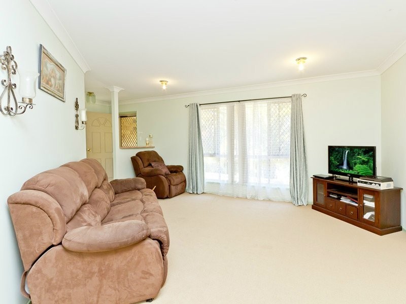 5 Gypsy Court, Eatons Hill QLD 4037