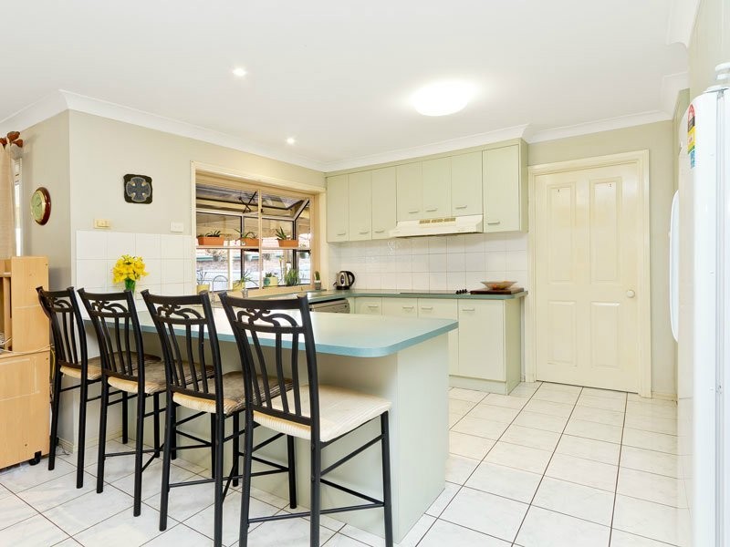 24 Brighton Crt, Albany Creek QLD 4035