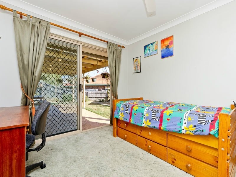 24 Brighton Crt, Albany Creek QLD 4035