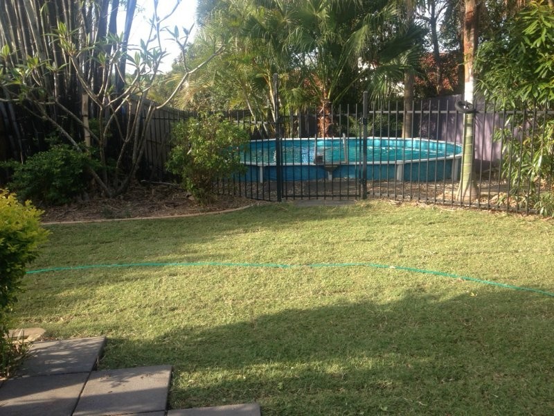 25 Montclare Court, Cashmere QLD 4500