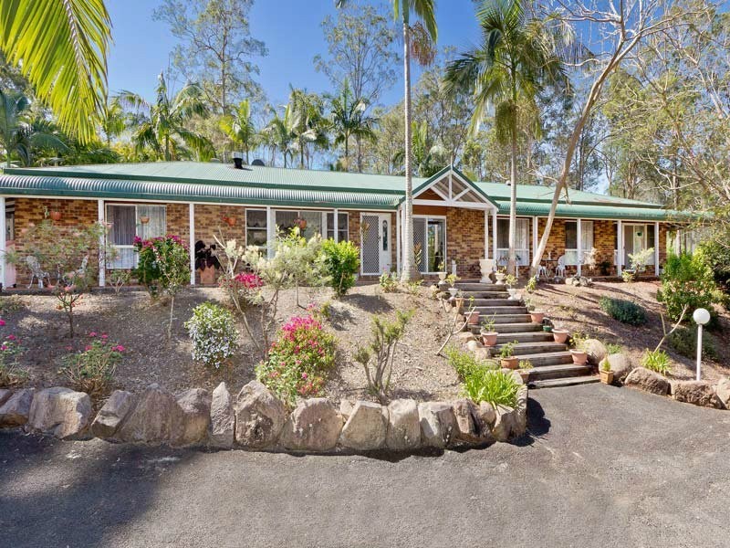 7 Tammy Court, Eatons Hill QLD 4037