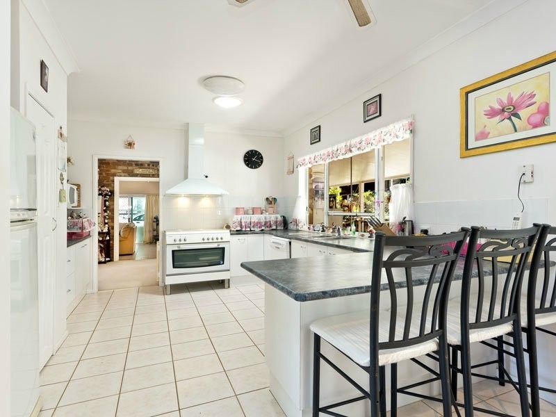 7 Tammy Court, Eatons Hill QLD 4037