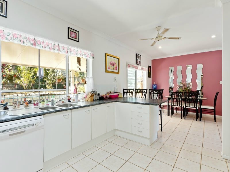 7 Tammy Court, Eatons Hill QLD 4037