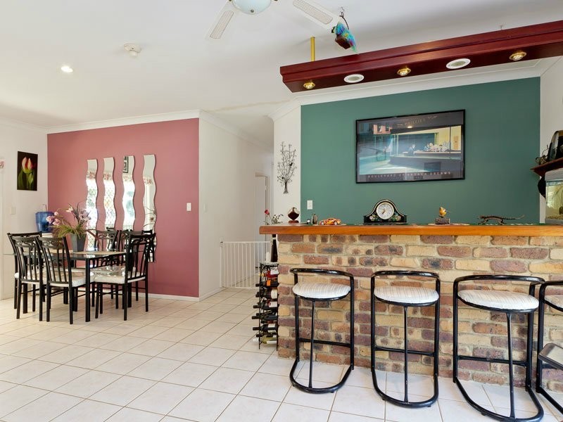 7 Tammy Court, Eatons Hill QLD 4037