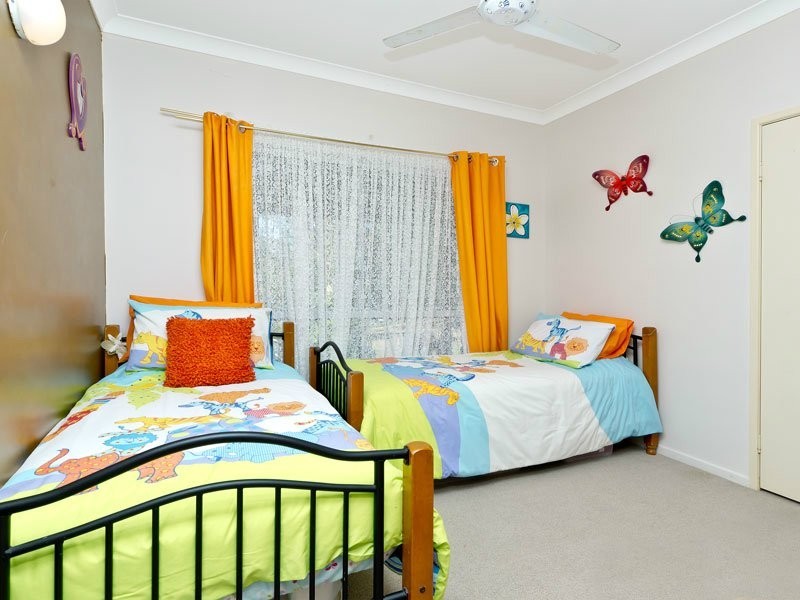 7 Tammy Court, Eatons Hill QLD 4037