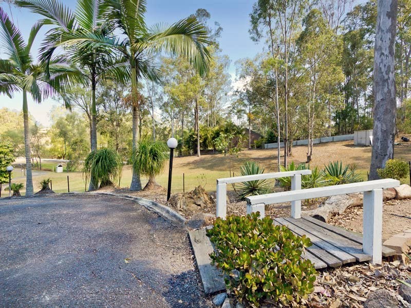7 Tammy Court, Eatons Hill QLD 4037