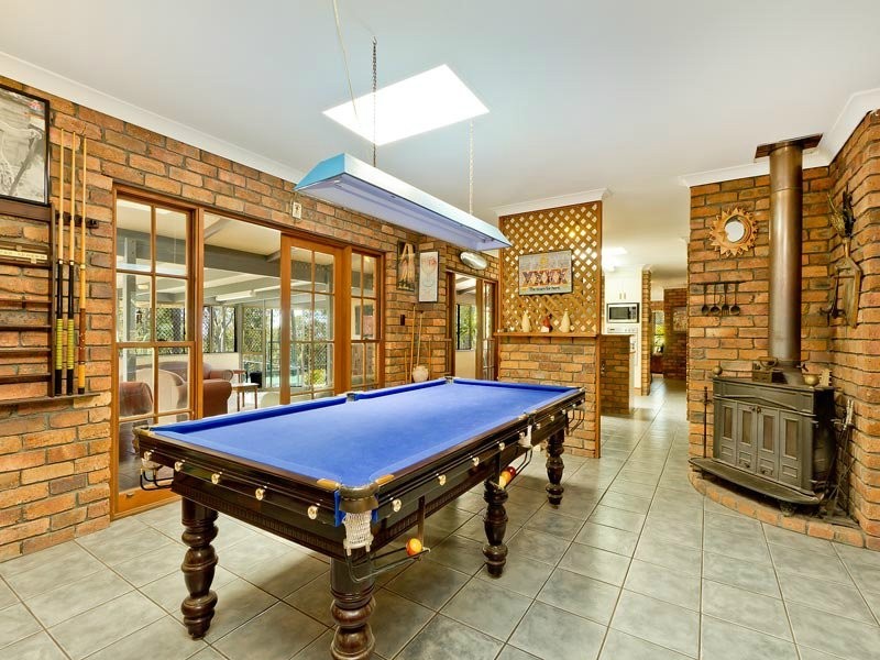 6 Hyde Road, Whiteside QLD 4503