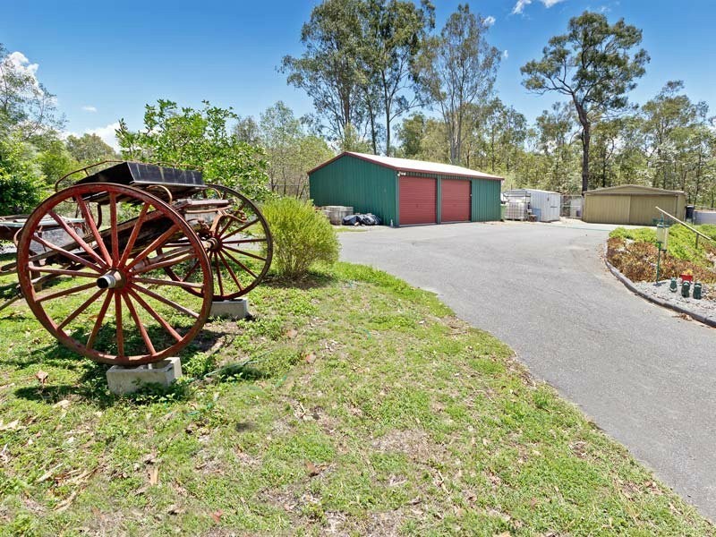 6 Hyde Road, Whiteside QLD 4503