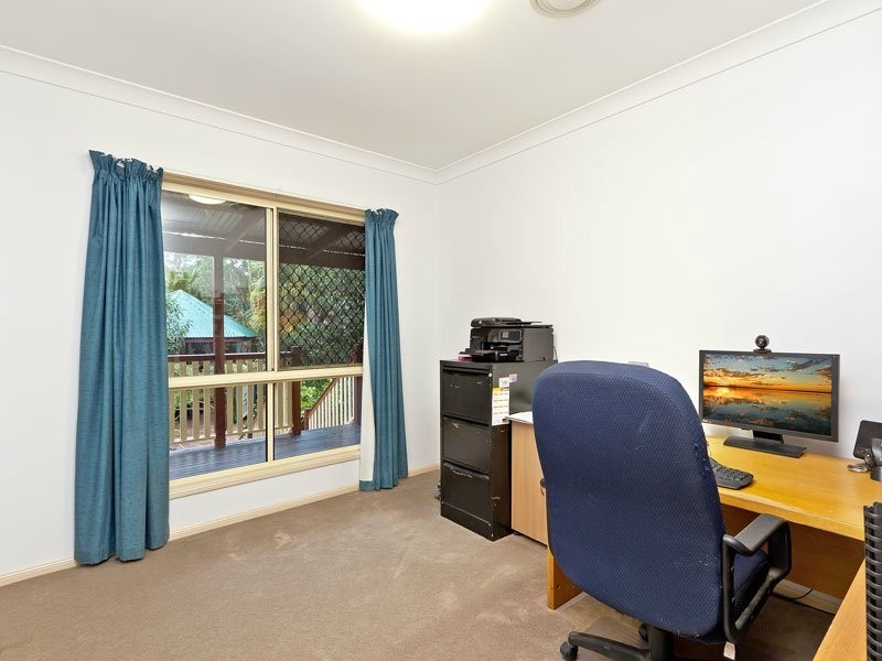 9 Hayward Avenue, Cashmere QLD 4500