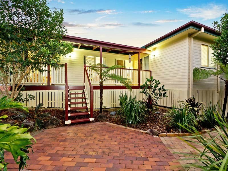 9 Hayward Avenue, Cashmere QLD 4500