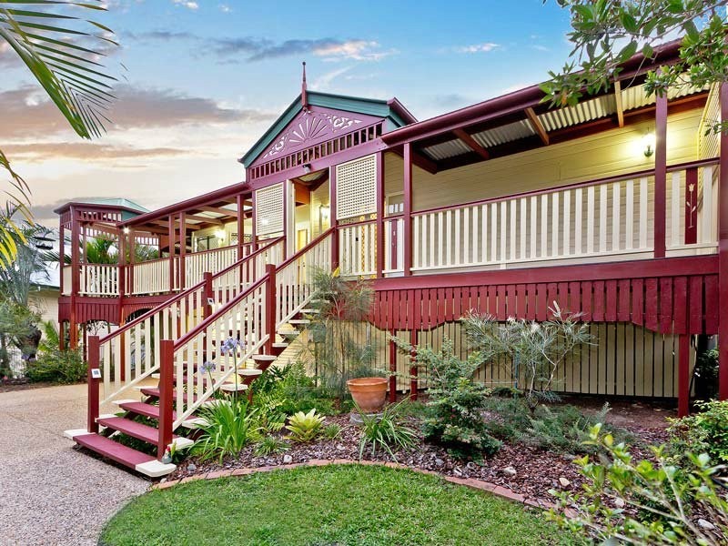 9 Hayward Avenue, Cashmere QLD 4500