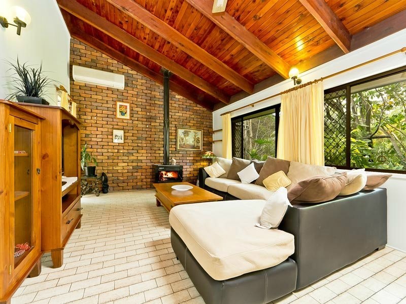 54 Bunya Park Drive, Eatons Hill QLD 4037