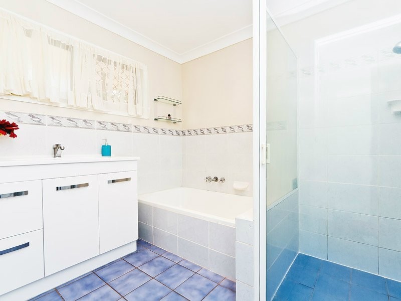 54 Bunya Park Drive, Eatons Hill QLD 4037