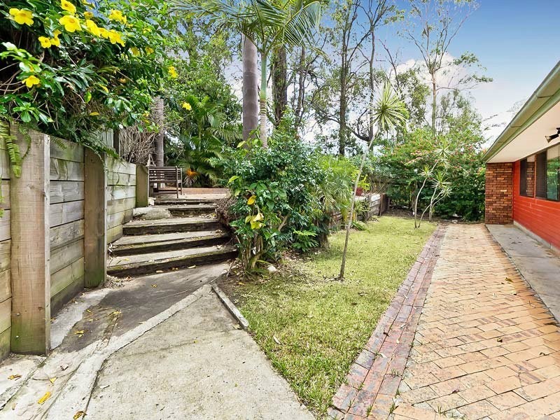 54 Bunya Park Drive, Eatons Hill QLD 4037