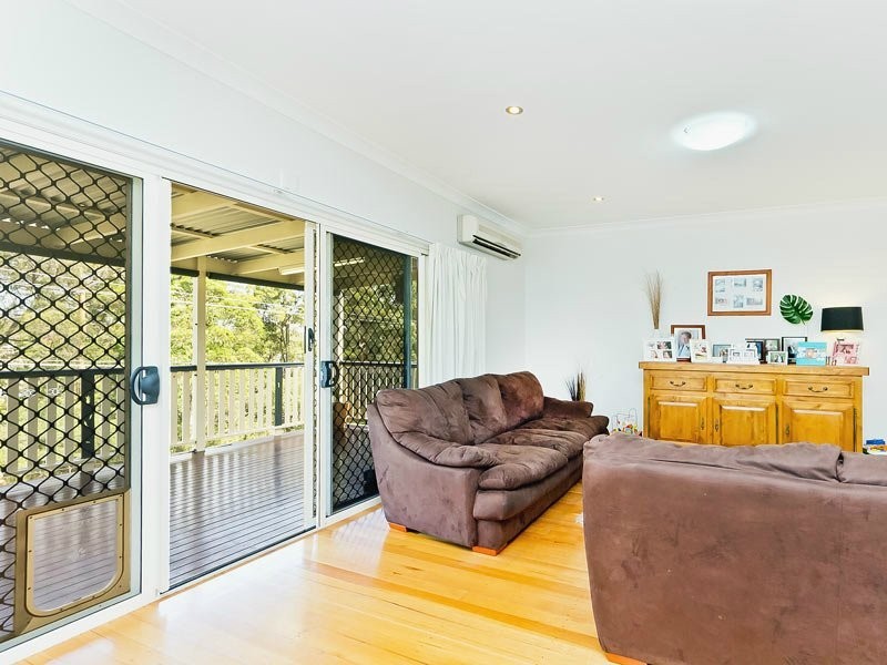 4 Chestnut Place, Warner QLD 4500