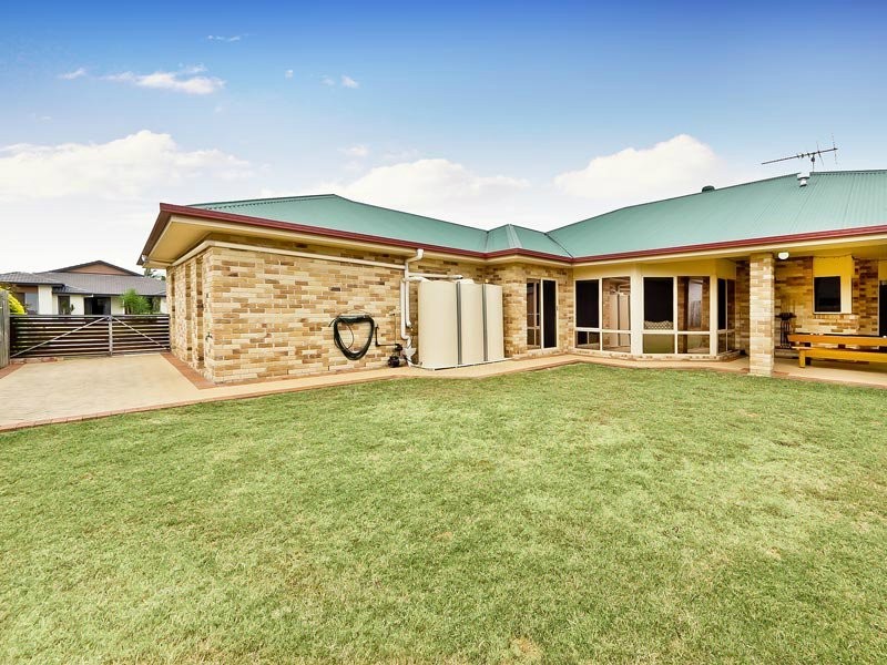 4 King Parrot Court, Cashmere QLD 4500