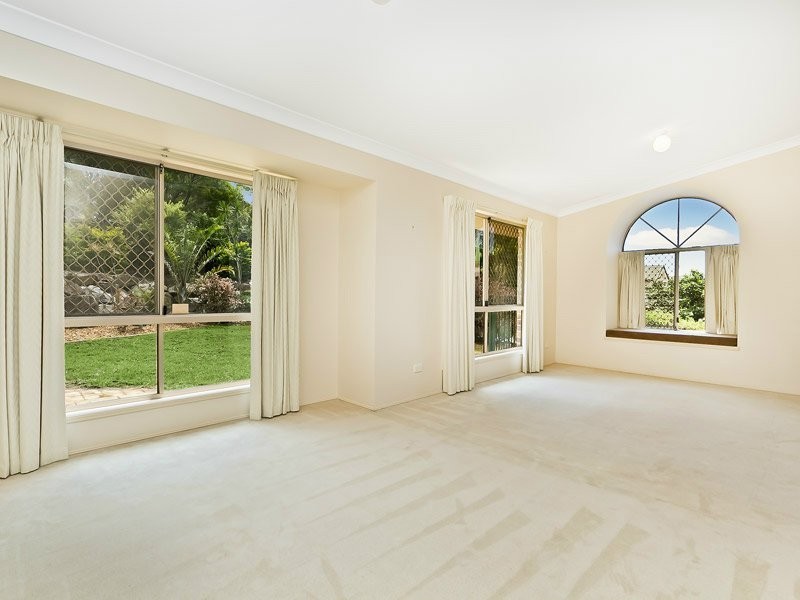 7 Lilac Court, Eatons Hill QLD 4037