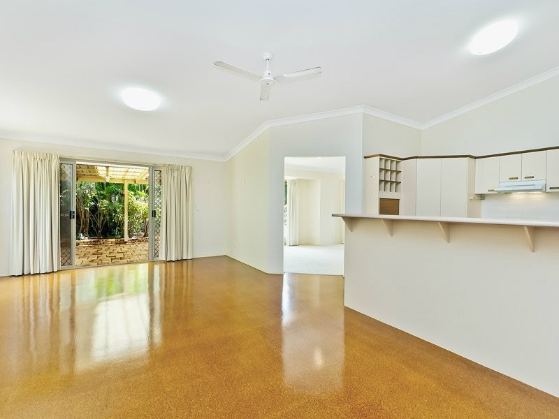 7 Lilac Court, Eatons Hill QLD 4037
