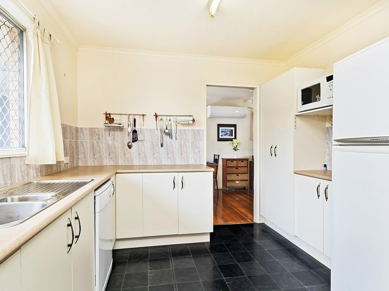 10 Pleasant Court, Albany Creek QLD 4035