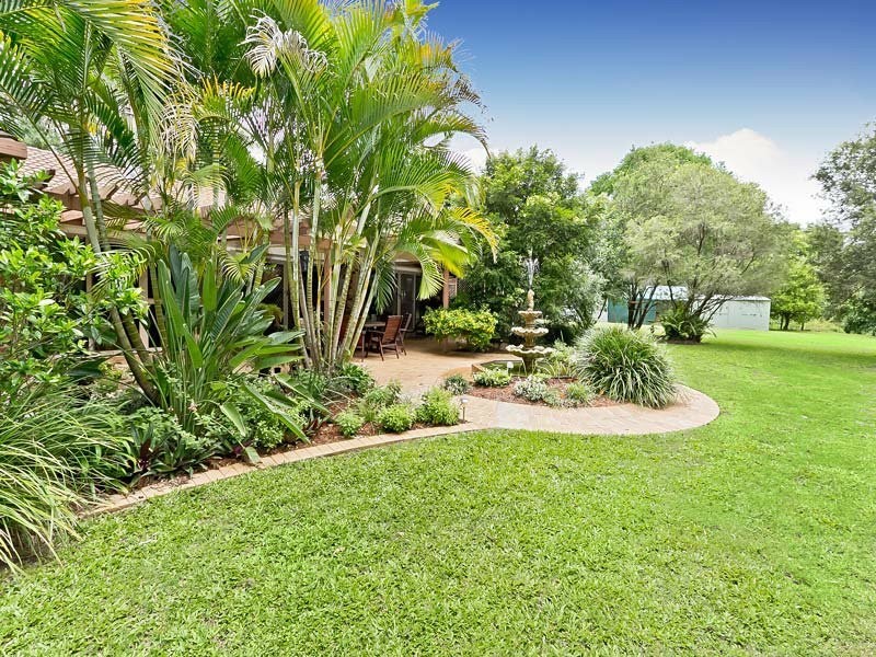 42 Weston Drive, Bunya QLD 4055