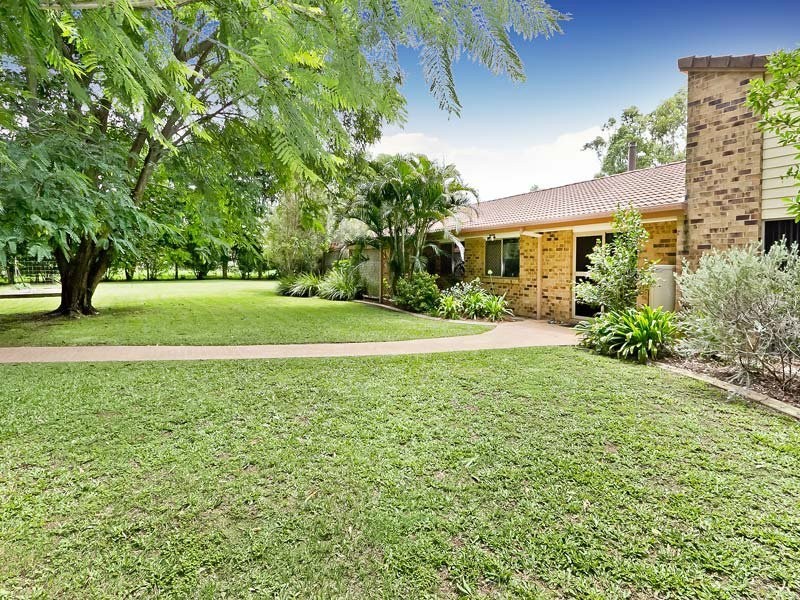 42 Weston Drive, Bunya QLD 4055