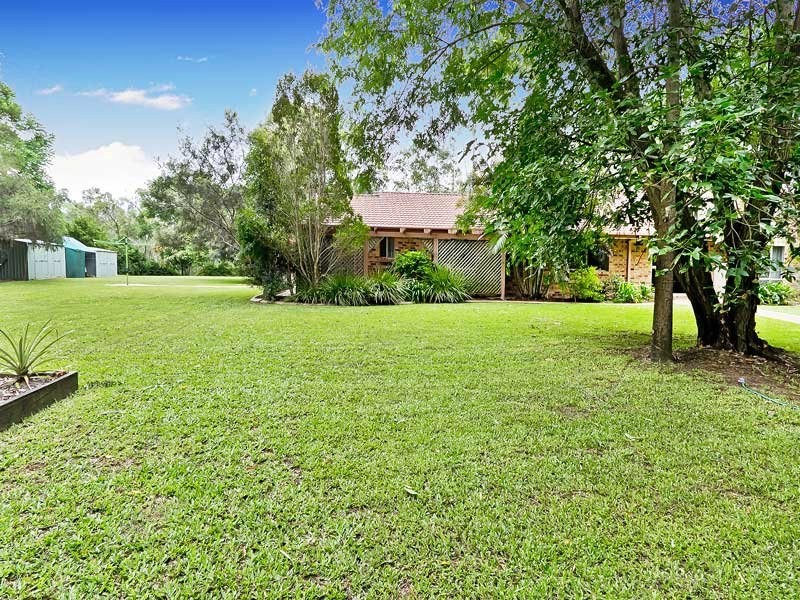 42 Weston Drive, Bunya QLD 4055