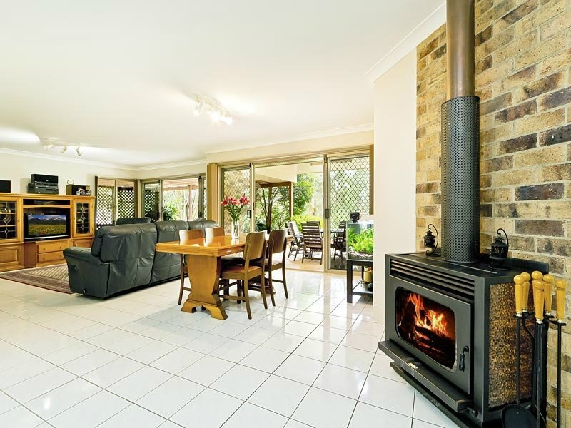 42 Weston Drive, Bunya QLD 4055