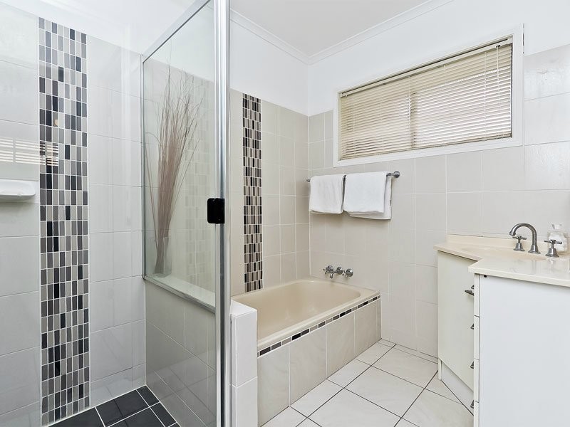 12 Dolcoath Street, Albany Creek QLD 4035