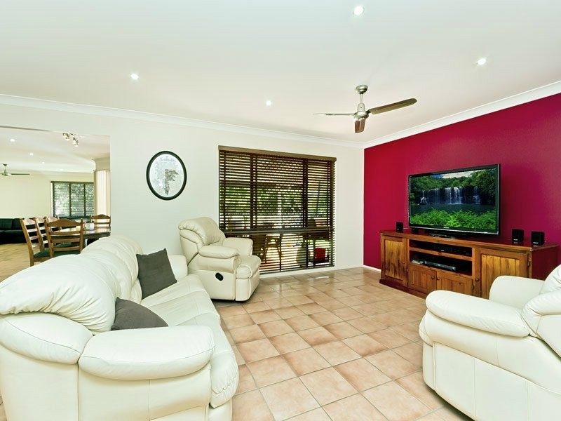 22 Jullyan Street, Albany Creek QLD 4035