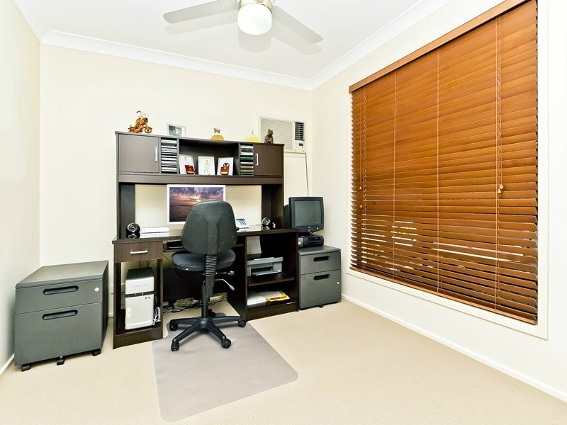 22 Jullyan Street, Albany Creek QLD 4035