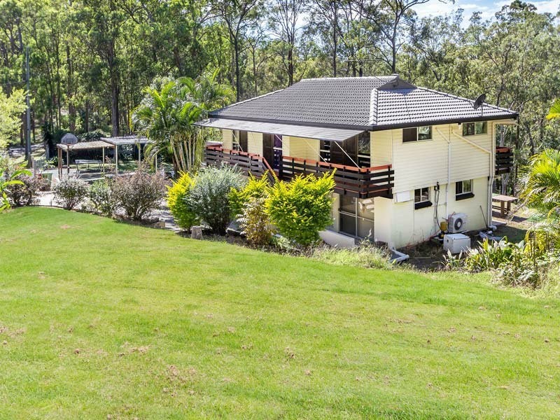 14 Pinedale Road, Cashmere QLD 4500