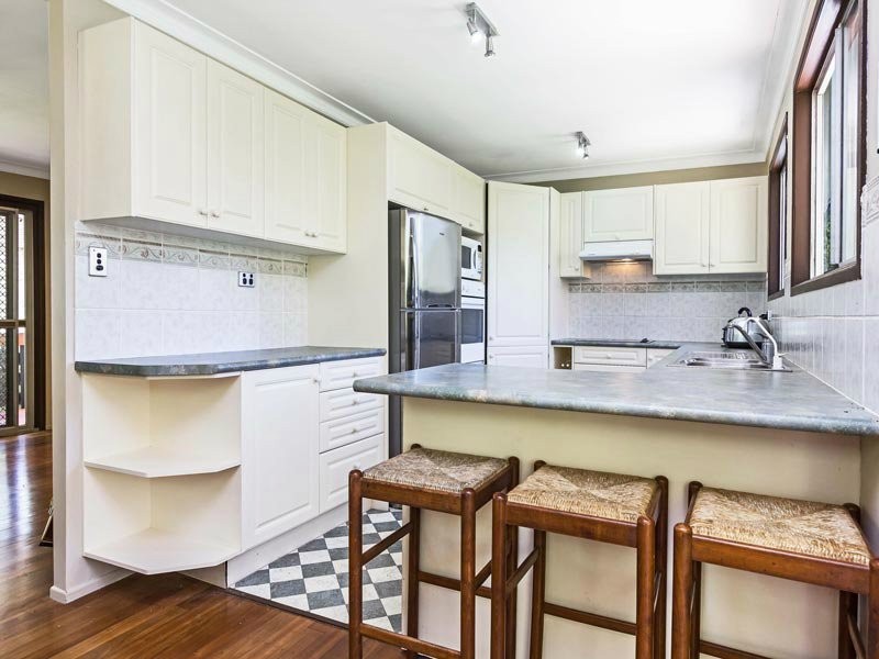 14 Pinedale Road, Cashmere QLD 4500