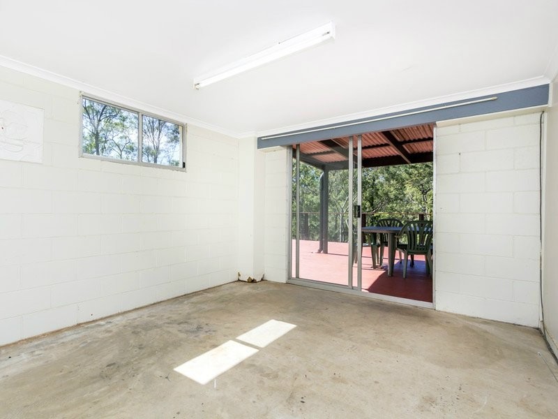 14 Pinedale Road, Cashmere QLD 4500