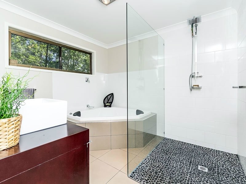 258 Eatons Crossing Road, Warner QLD 4500