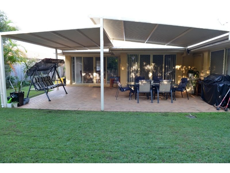 24 Jullyan Street, Albany Creek QLD 4035