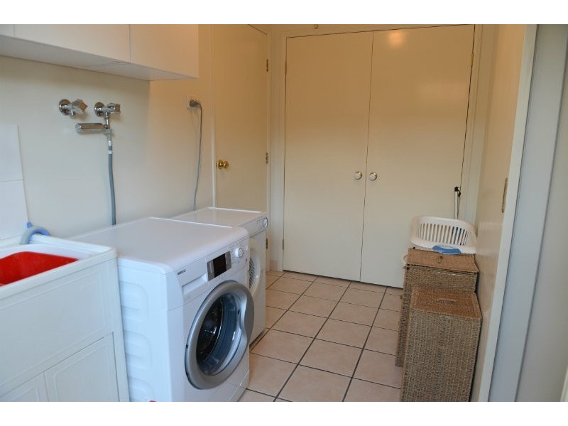 24 Jullyan Street, Albany Creek QLD 4035