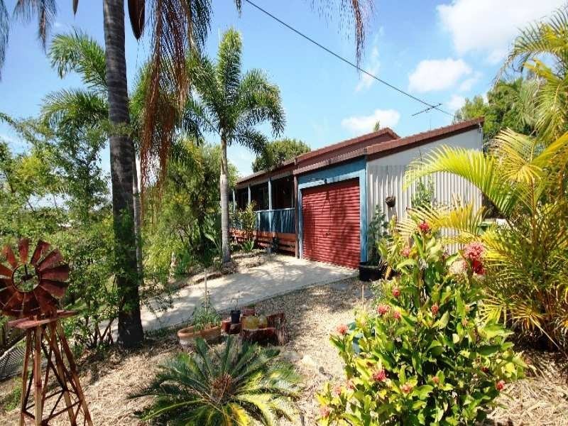 1 Applemint Court, Kallangur QLD 4503